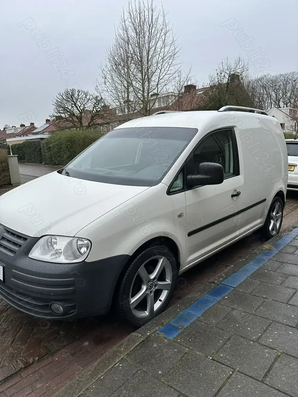 VW Caddy 1.9 TDI EURO 5 - 2 set-uri de anvelope