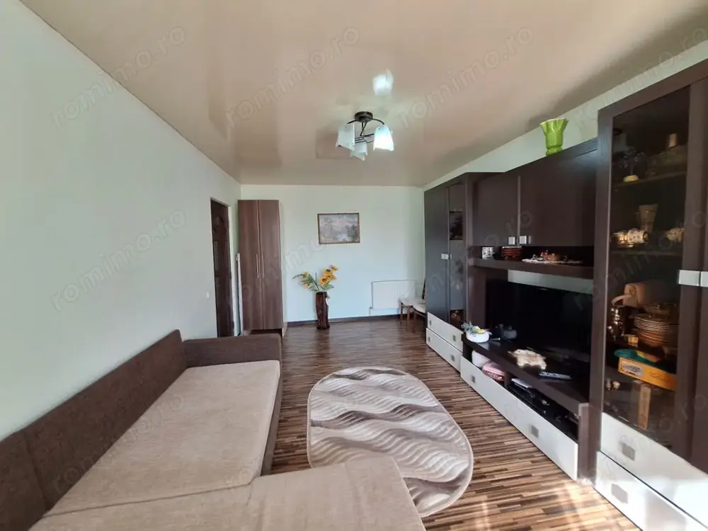 De vanzare Garsoniera in zona Gorjului 