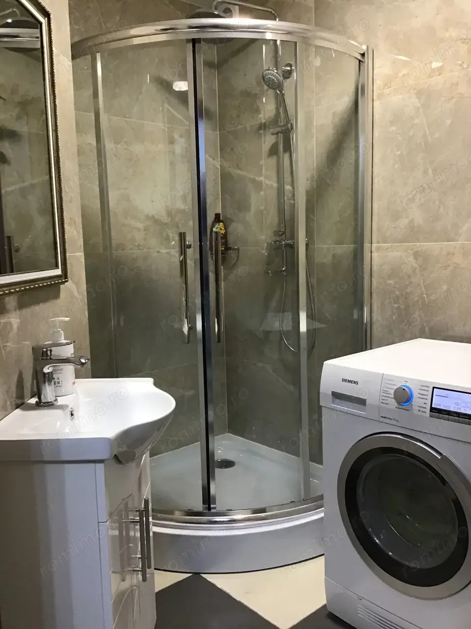 Garsoniera de vanzare in zona Tei