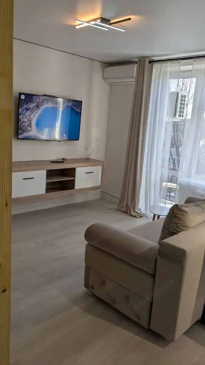 Garsoniera de vanzare in zona Mihai Bravu