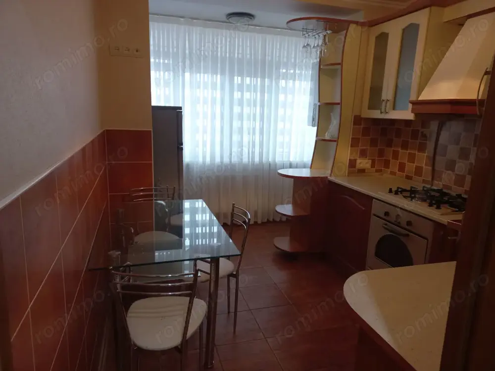Apartament cu 2 camere de vânzare în Basarab