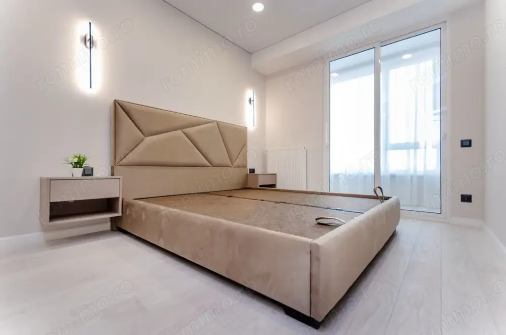 Ofer spre vanzare apartament de doua camere in zona crangasi