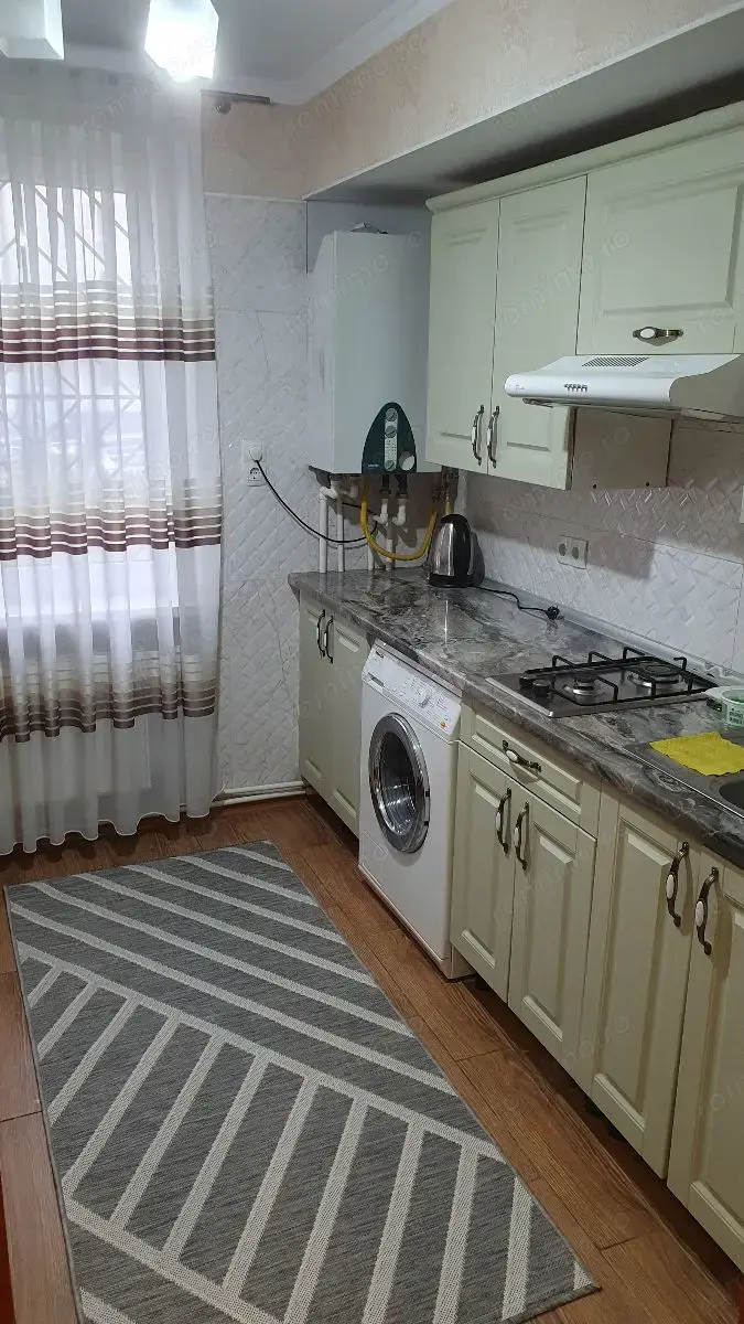 Ofer spre vanzare apartament cu 2 camere in zona ghencea