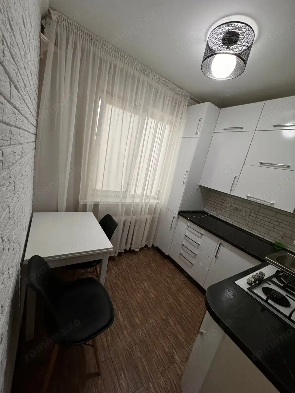 Apartament cu 2 camere de vânzare în Giurgiului