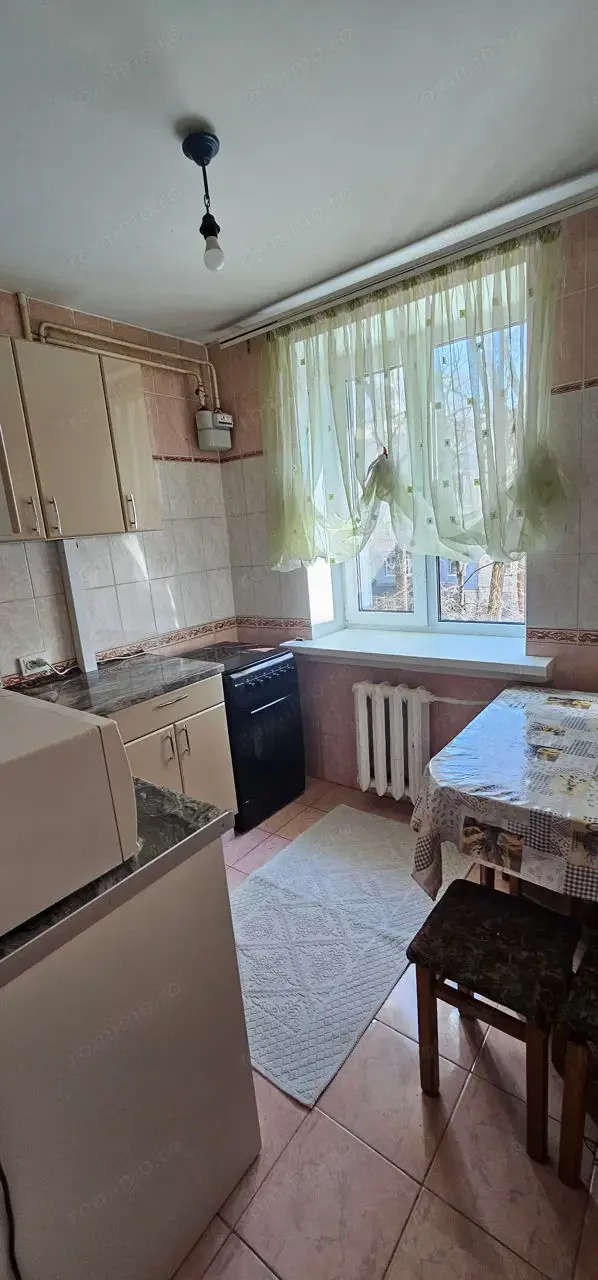 Ofer spre vanzare apartament cu 3 camere in zona Nicolae Grigorescu