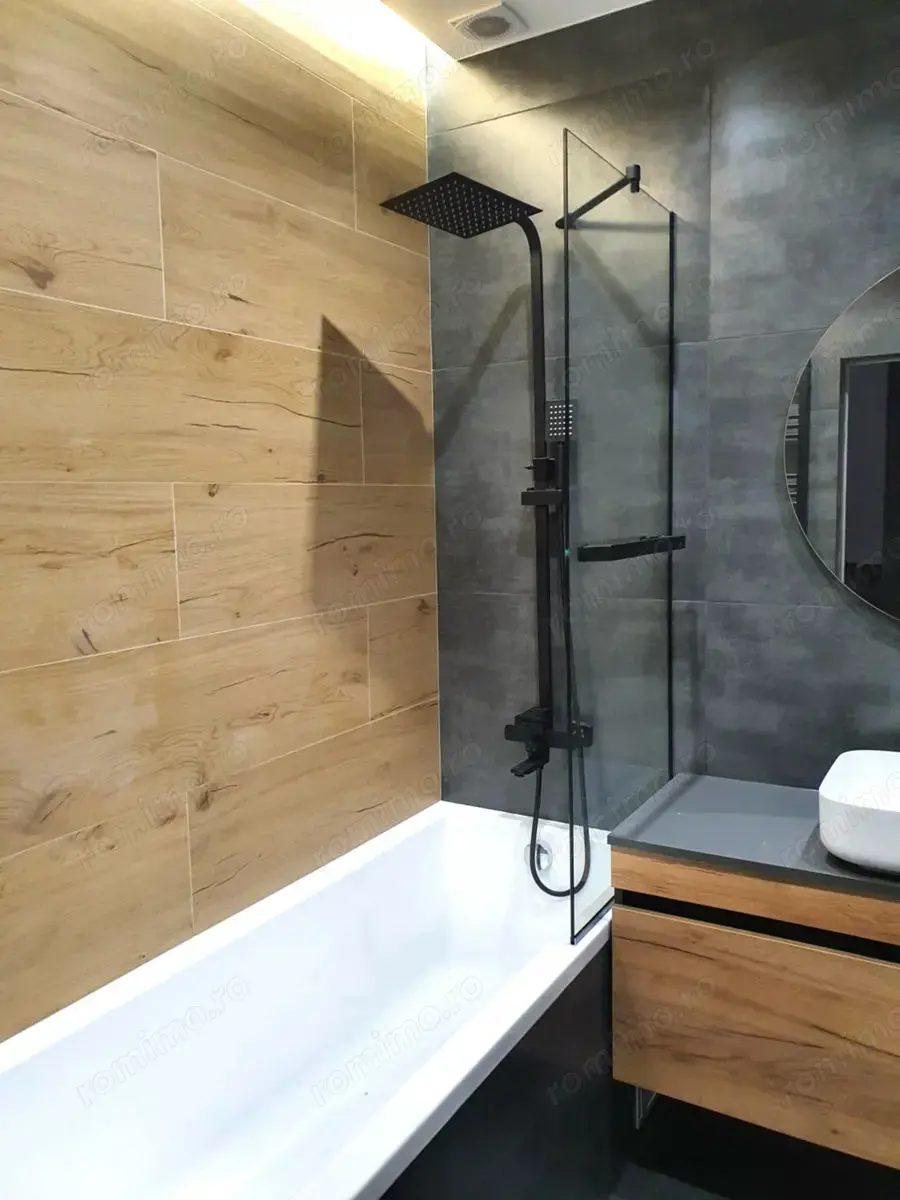 Apartament cu 3 camere de vânzare în Pantelimon