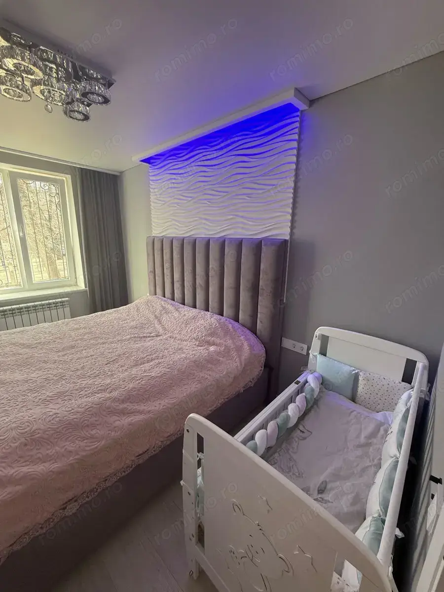 Apartament cu 3 camere de vânzare în Unirii