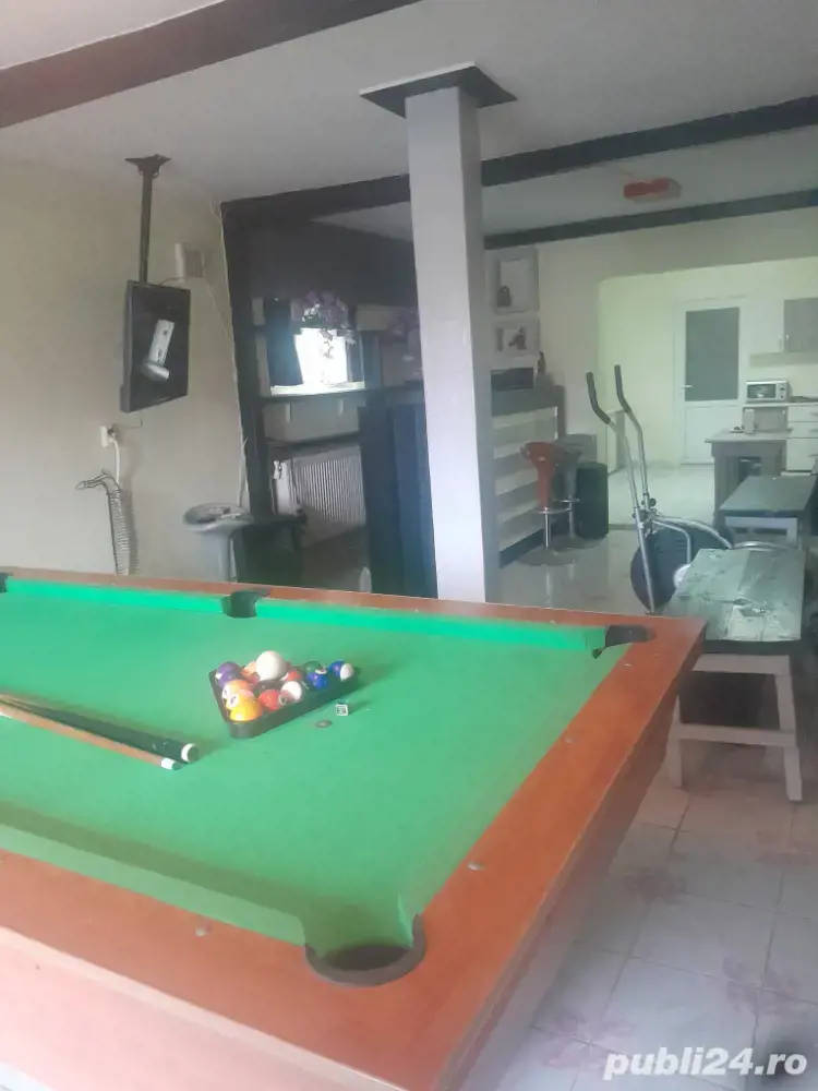 Inchiriez spatiu comercial