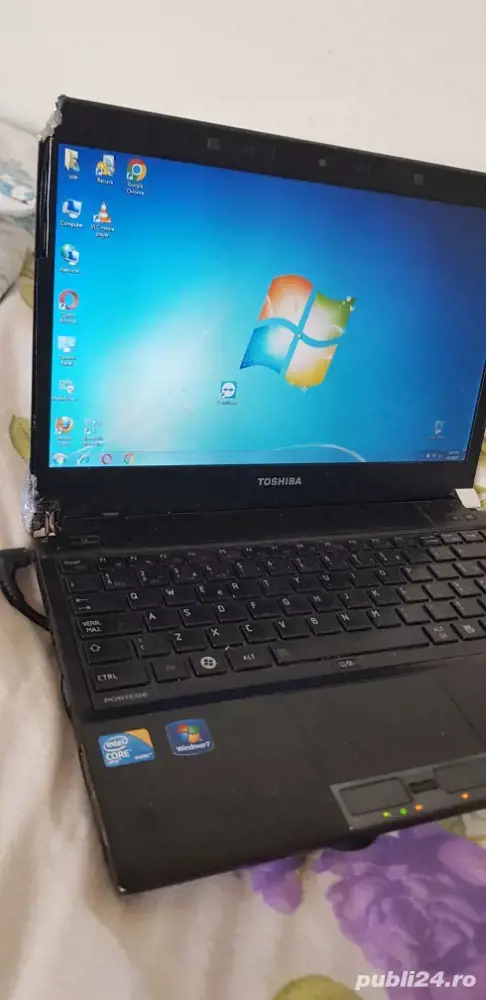 toshiba portege R700 