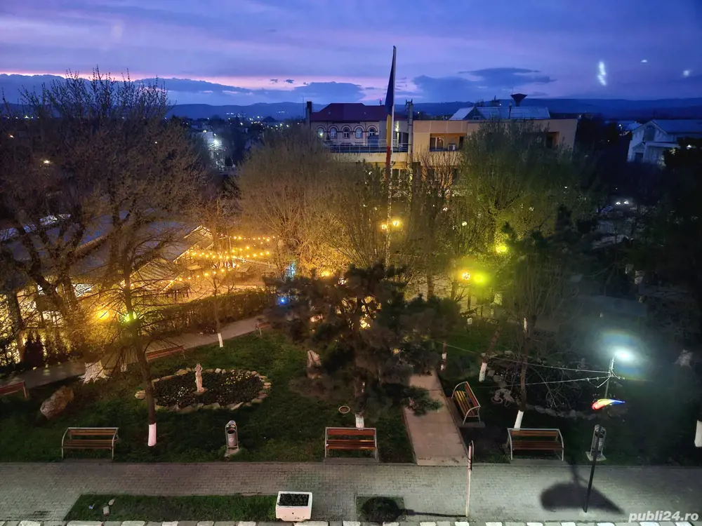 ofer spre inchiriere apartament 4 camere in centrul orasului Mizil