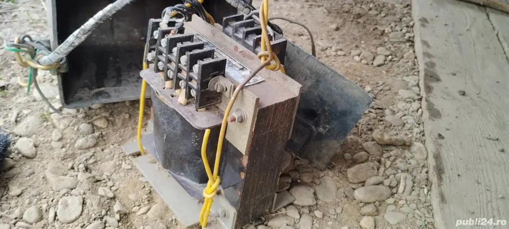 transformator 220 v la 24 ,26 ,28 v Ac 