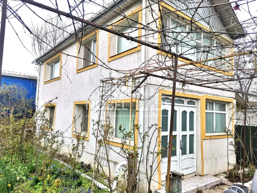 Teren 853 mp si casa 133 mp, str Vasile Parvan, Proprietate Comerciala Rezidentiala