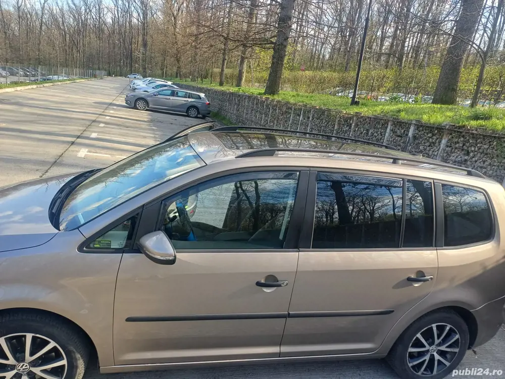 vand vw touran  