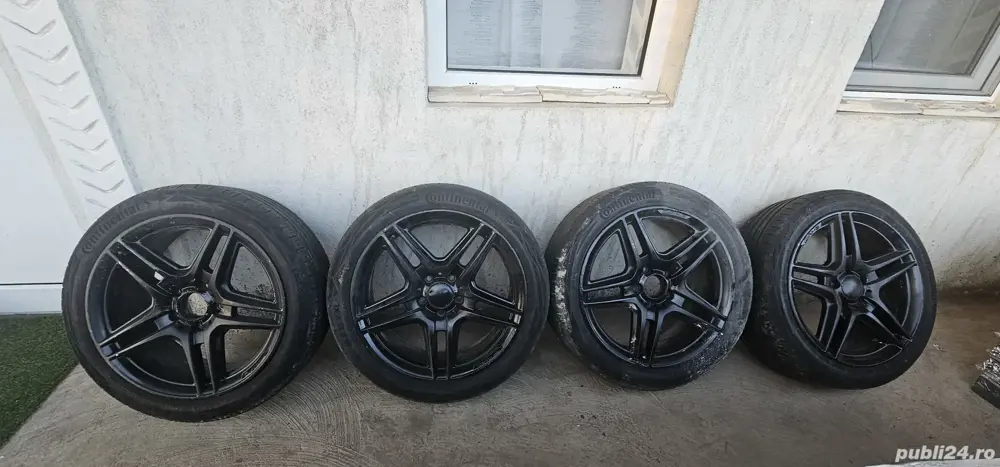 Vând jante R18 AMG