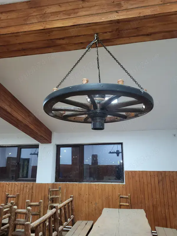 Candelabru rustic din Roti mari de caruta originale 2 buc x 650 lei