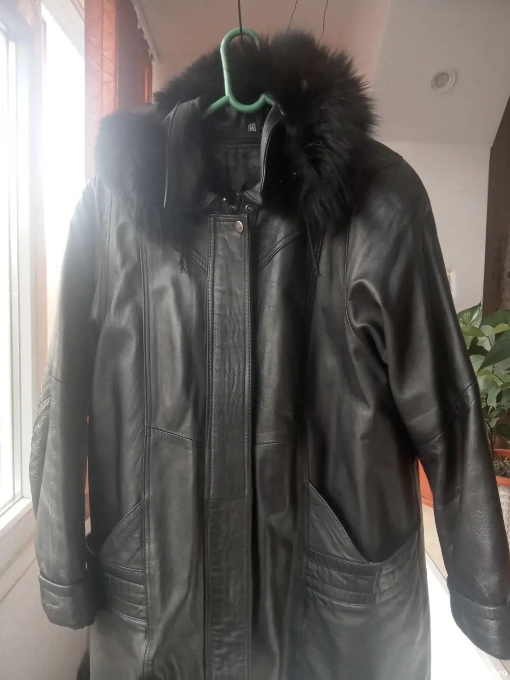 Haina de piele dama Sanpauli