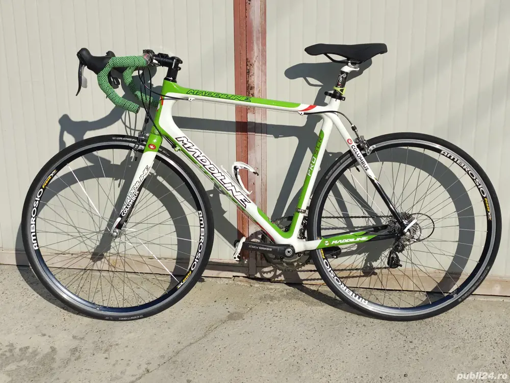 Cursieră Carbon 7.85 kg MADDILINE Columbus