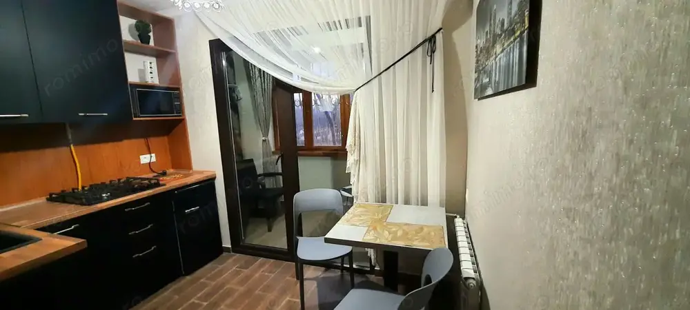 Ofer spre vanzare garsoniera in zona Pacii