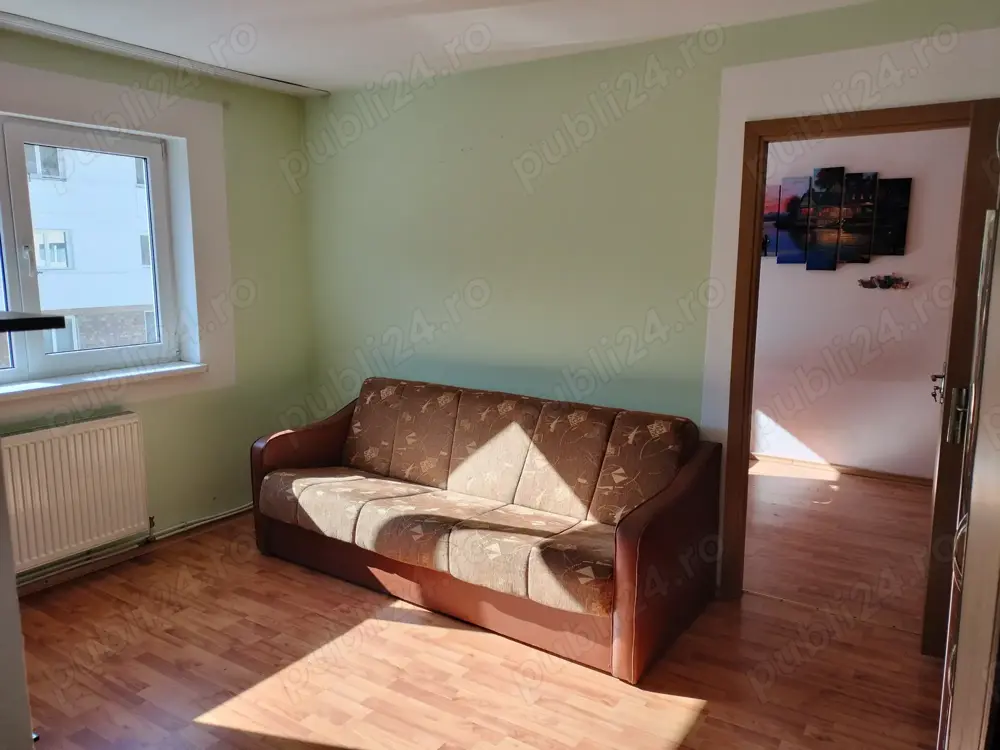 Apartament 3camere semidecomandat 