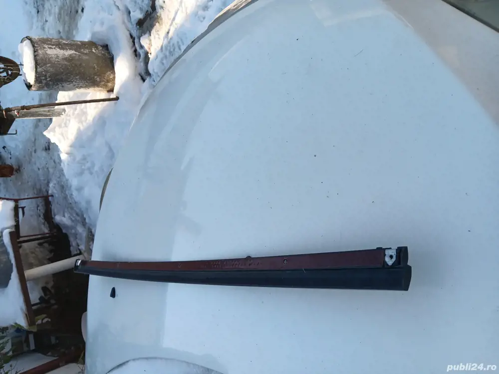 Bandou usă dreapta pasat b7,bluemotion 