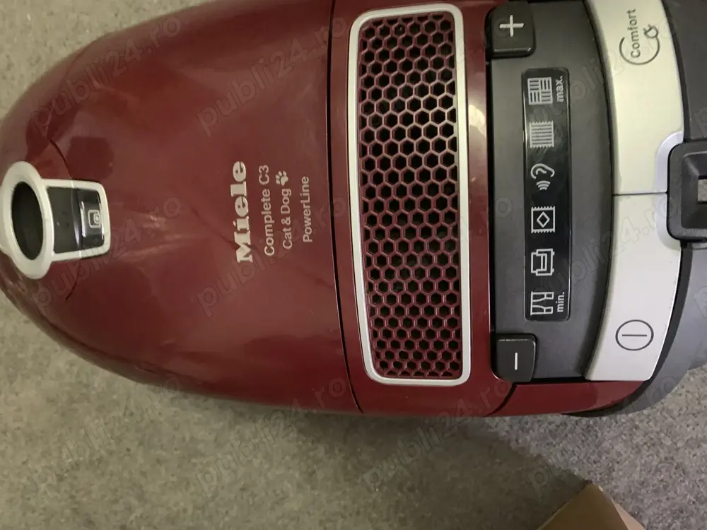 Aspirator Miele C3 Cat&Dog cu perie electrica