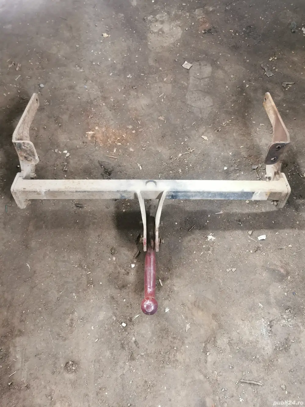 Vând cui de remorcare pentru Renault laguna 2 din 2003 conbi 