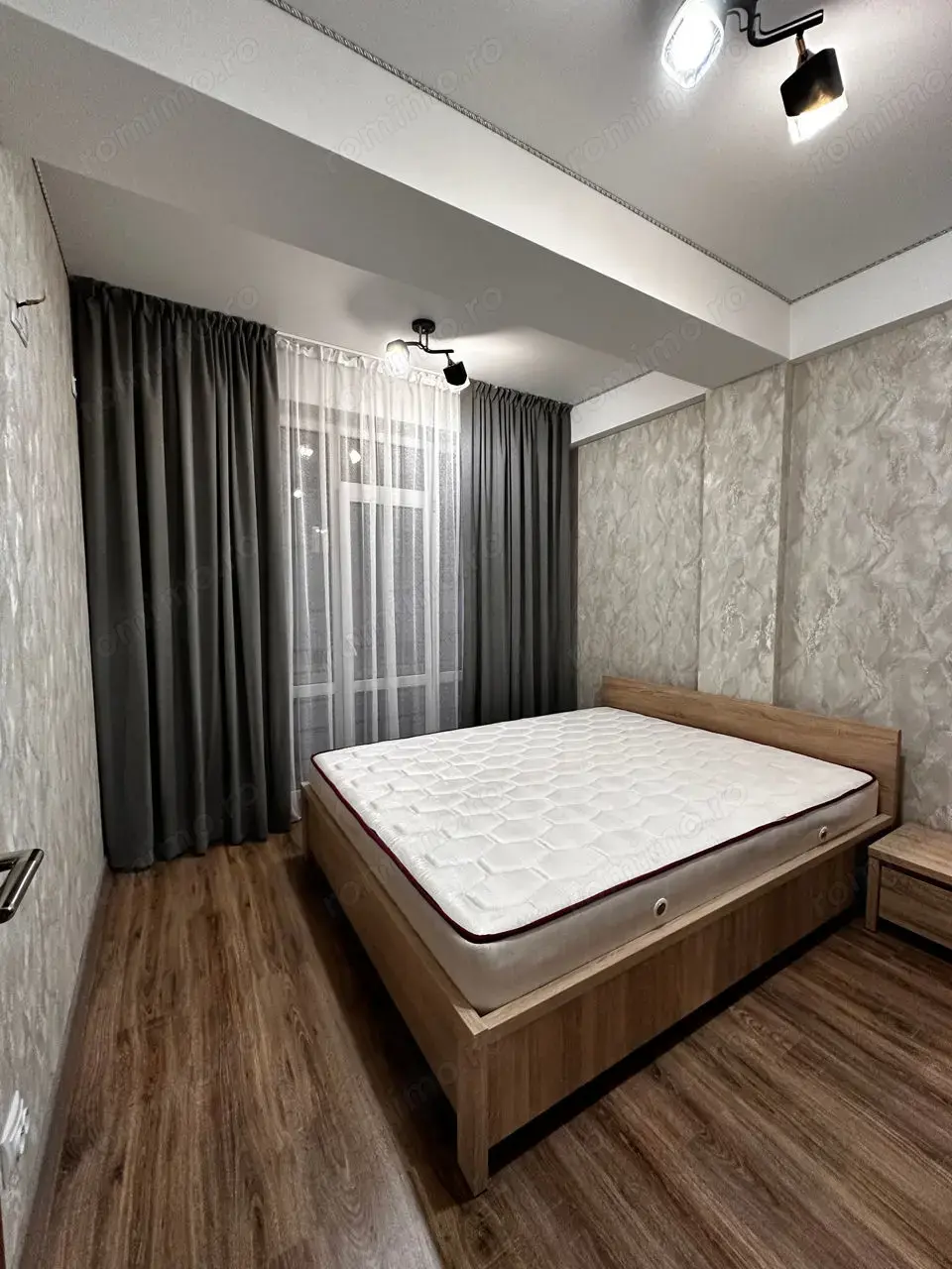 Garsoniera de inchiriat in zona Stefan Cel Mare 