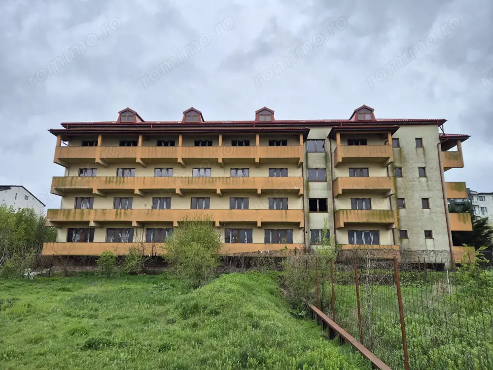 Cladire  S+P+3+M - 1762,18 mp + teren 1608 mp - Lacul Morii