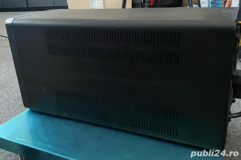 UPS APC BX1600MI-GR, 1600VA, 230V, AVR, 4 prize Schuko, baterii noi