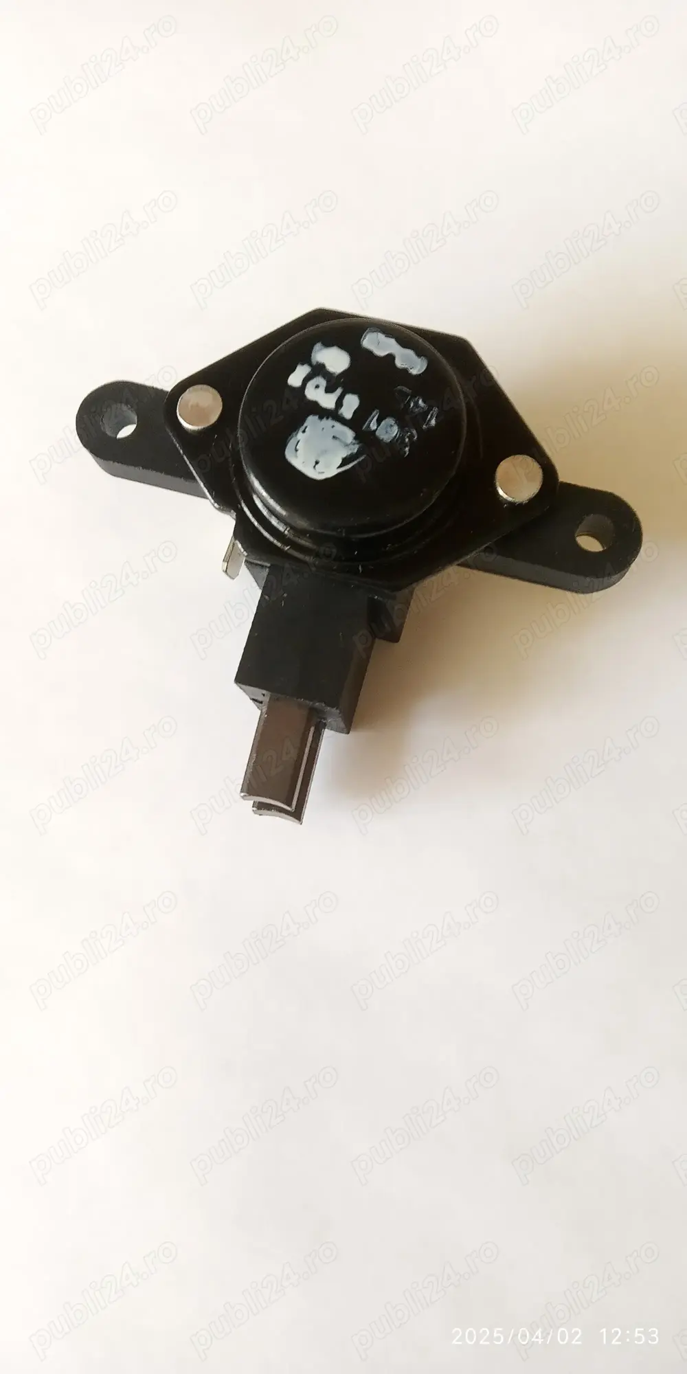 Vand regulator tensiune Lada Niva