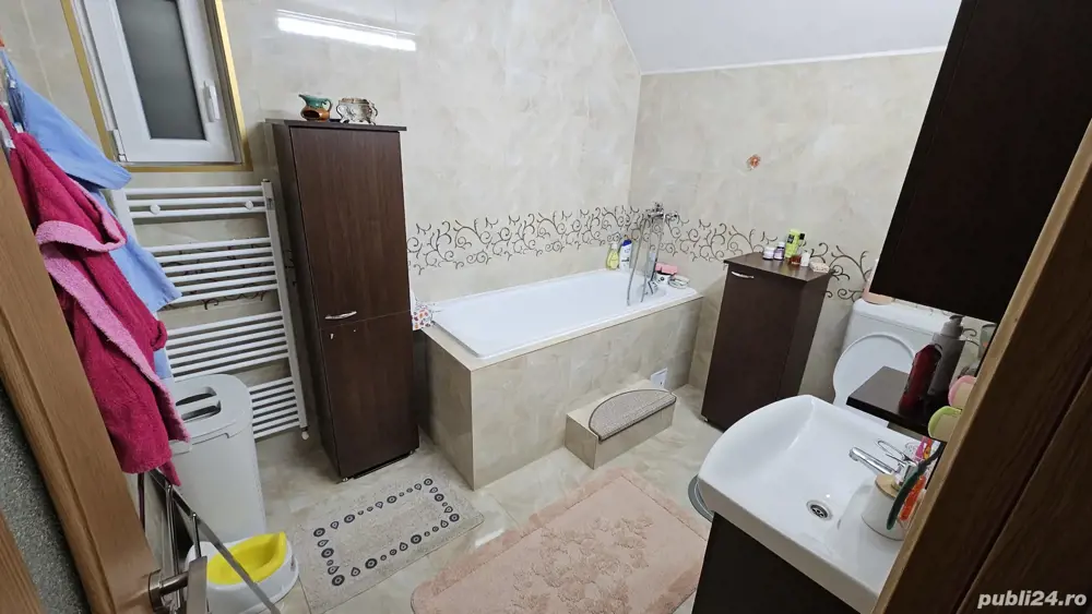 Vând casă în Beregsău Mare