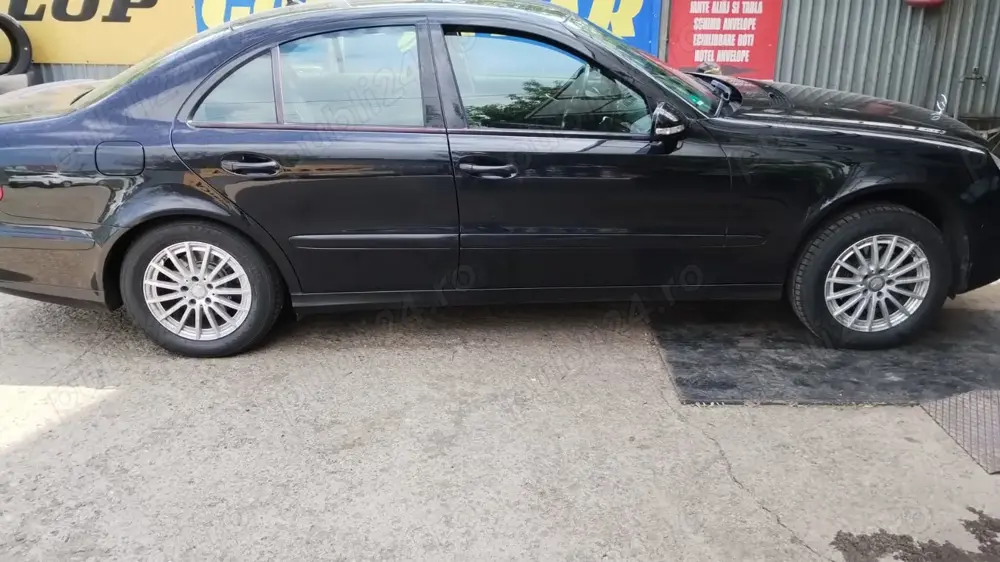 MERCEDES E CLASS-E200--W211-2008-import