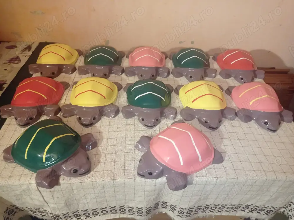 Decorațiuni Gradină broscuțe  Preț 20 lei bucata