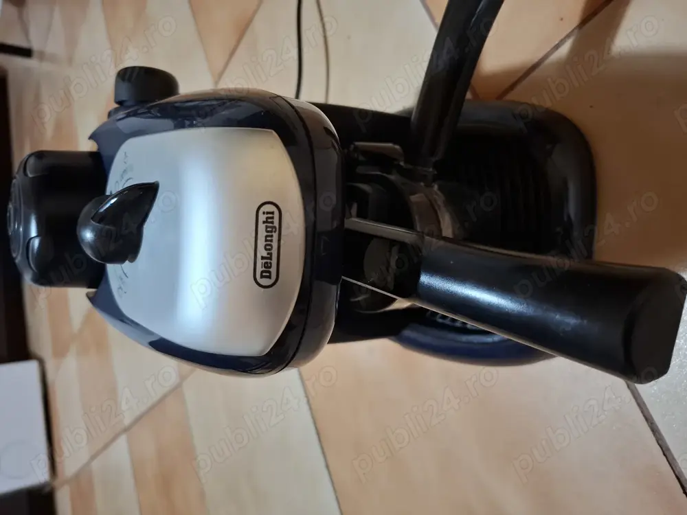 Expressor  cafea Delongi 