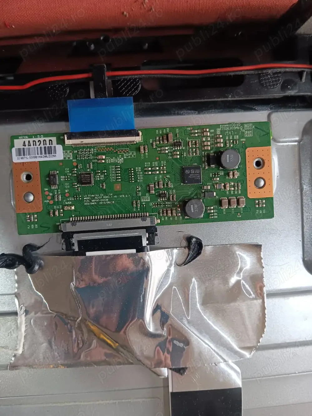 tcon LG 32-37 row2.1 6870c-c442b de pe tv Telefunken 32hb4000