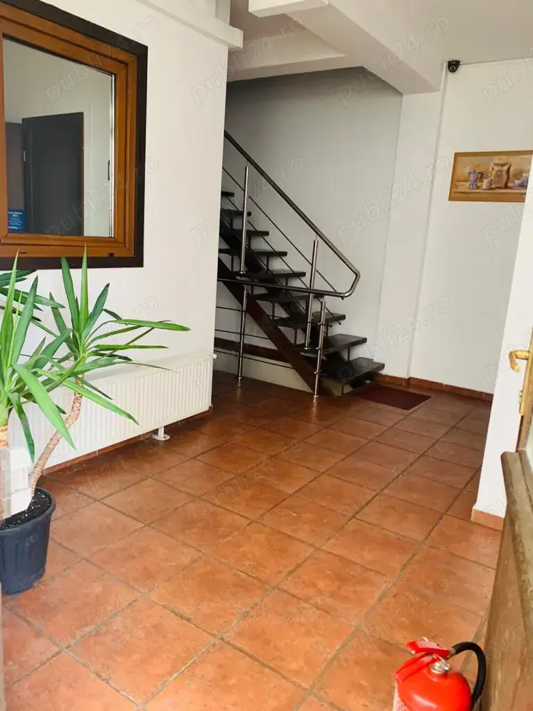 Urgent! Angajez cameristă Piață romana, București!