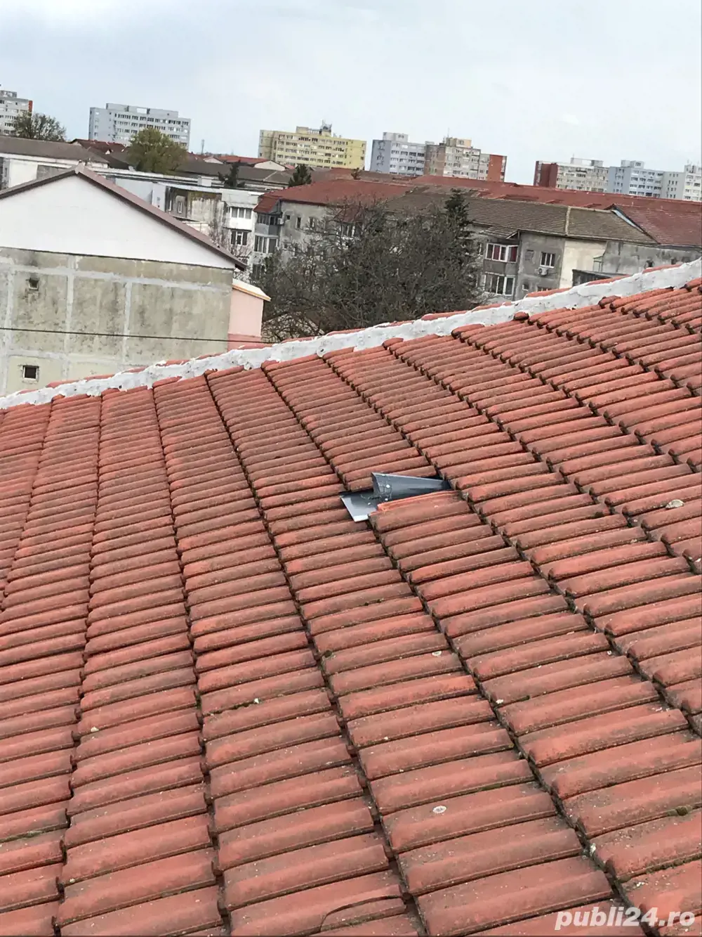 Reparați de urgența pentru acoperiș