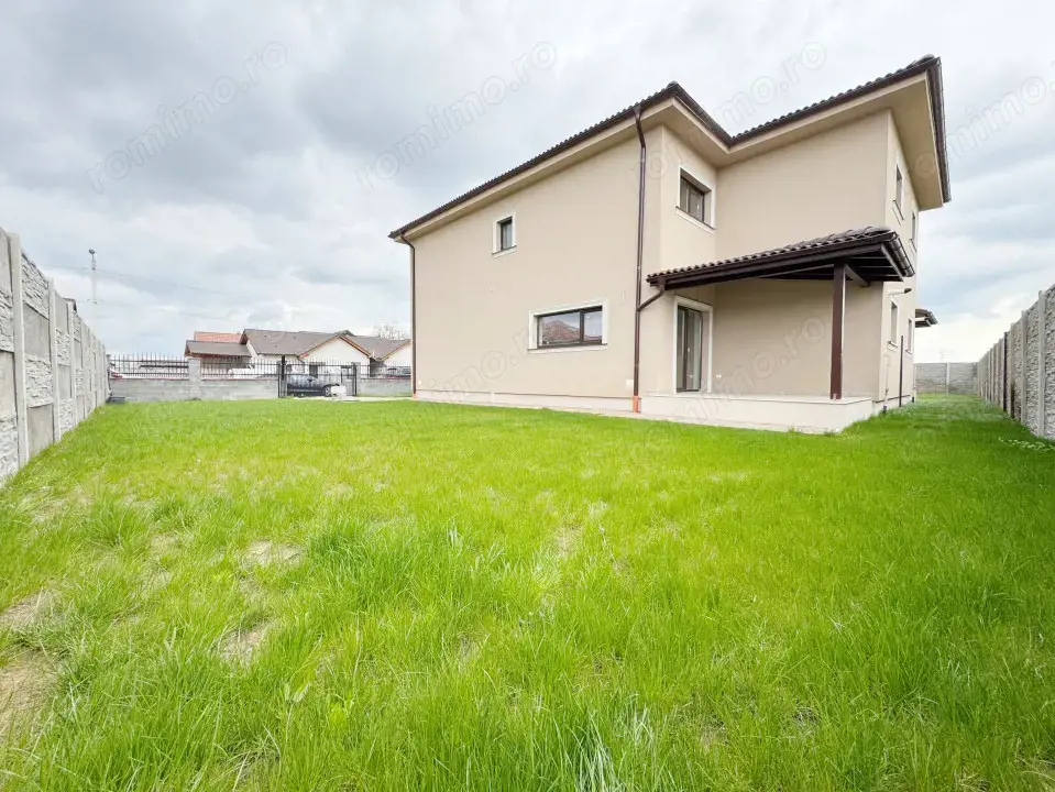 Duplex 5 camere, 120mp utili, 326mp teren - Mosnita Noua
