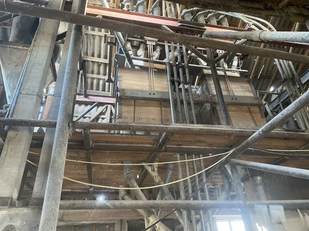 Vand moara faina de grau