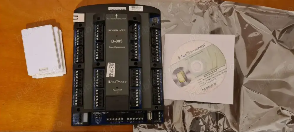 Centrala Rosslare AC825IP cu modul suplimentar D-805