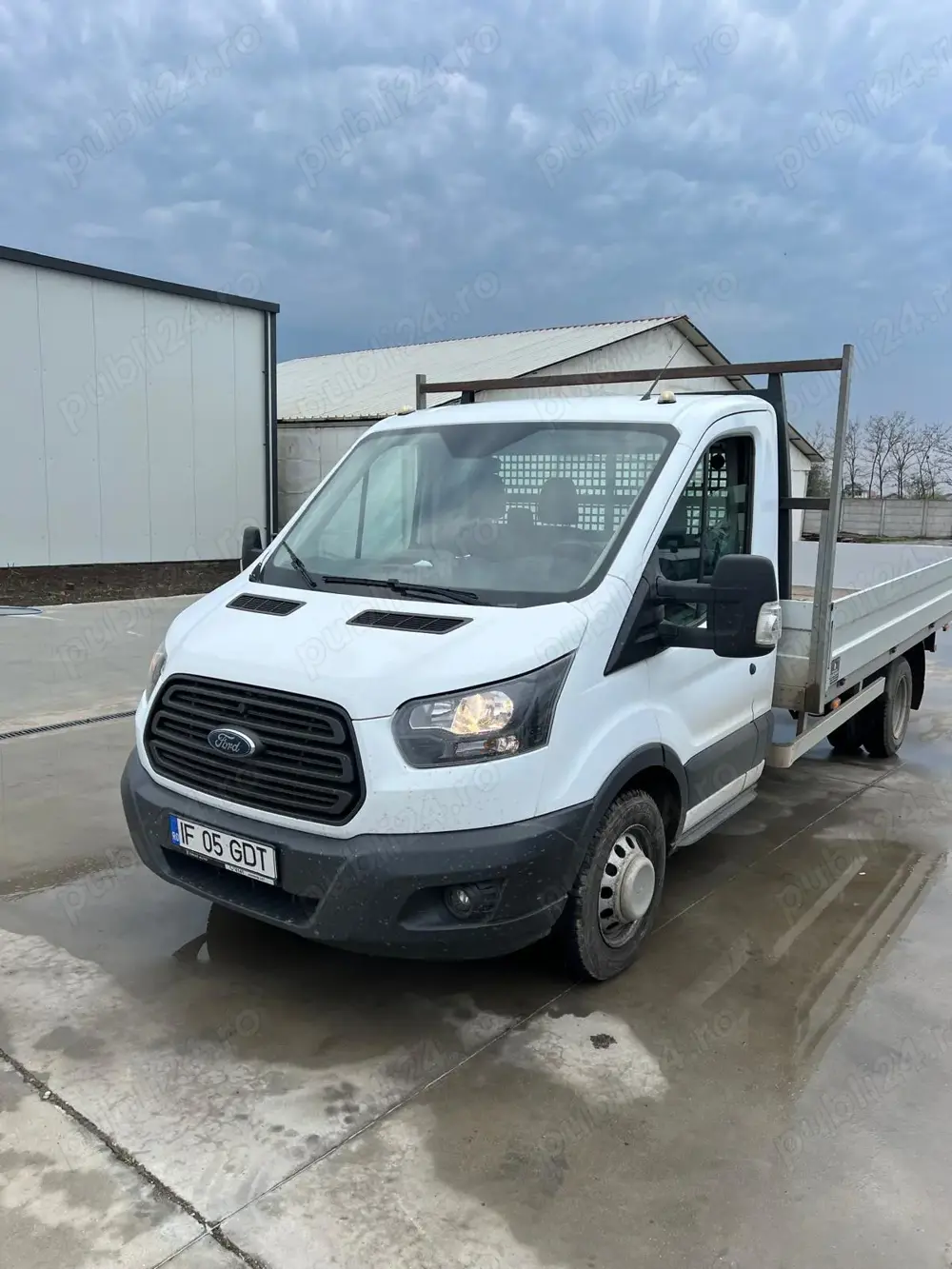 Vand autoutilitara FORD TRANSIT