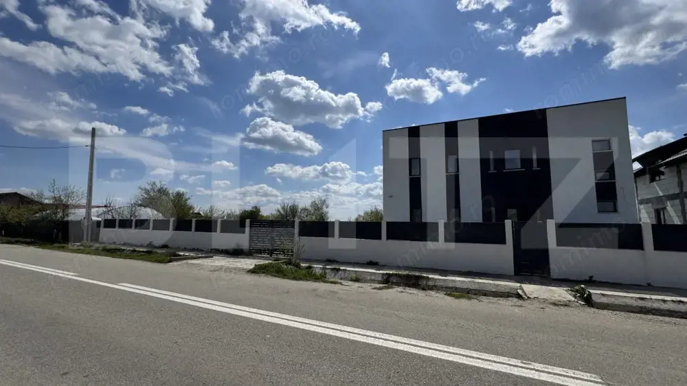 Casă la cheie P + E, 120 mpu, teren 700 mp, panouri fv, zona Lăcrița Mică
