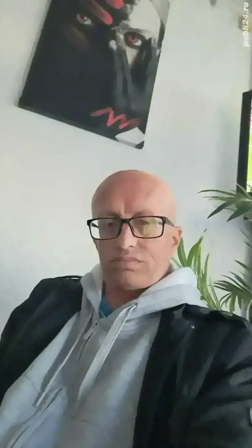 caut job in turism sau productie publicitara 