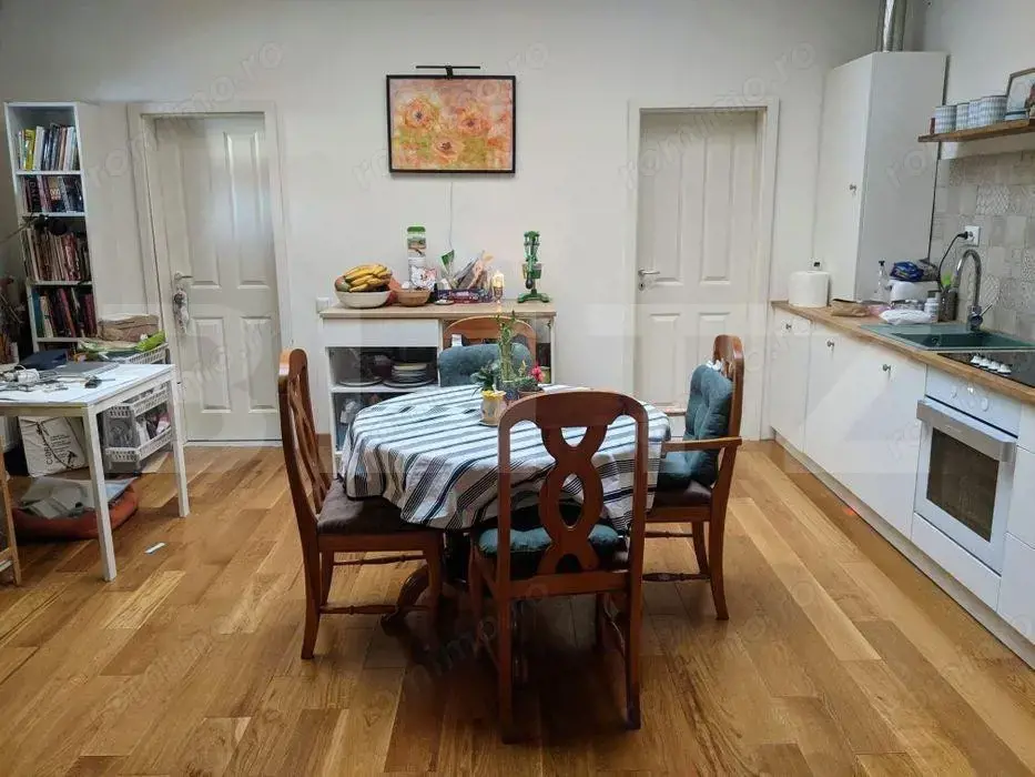 Apartament de lux, 3 camere, 90 mp zona ultracentrala!