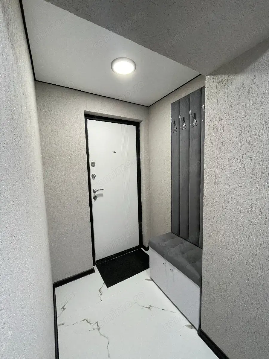 Garsoniera de vanzare zona Vatra Luminoasa