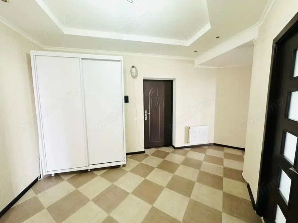 Apartament de vanzare zona 13 Septembrie