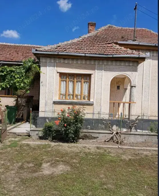 Oportunitate!!! Casă 3 camere, teren 5050 mp, comuna Craidorolț, SM