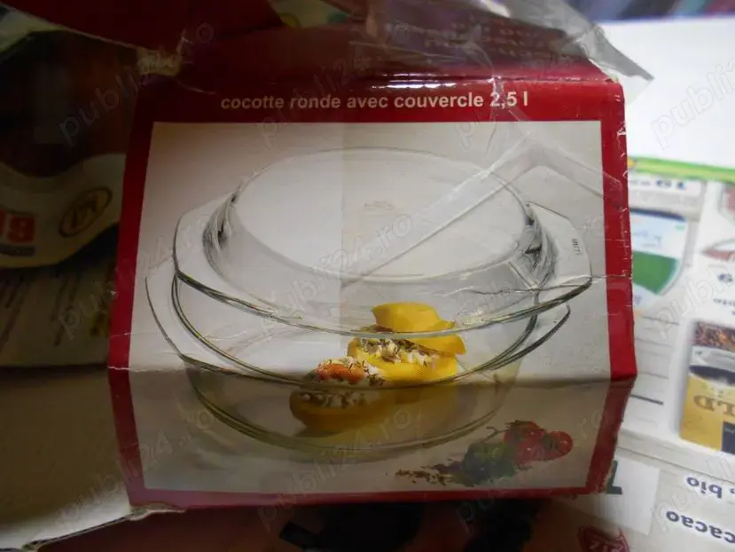 Vas yena sticla termorezistenta Star Line cu capac 2,5 litri 