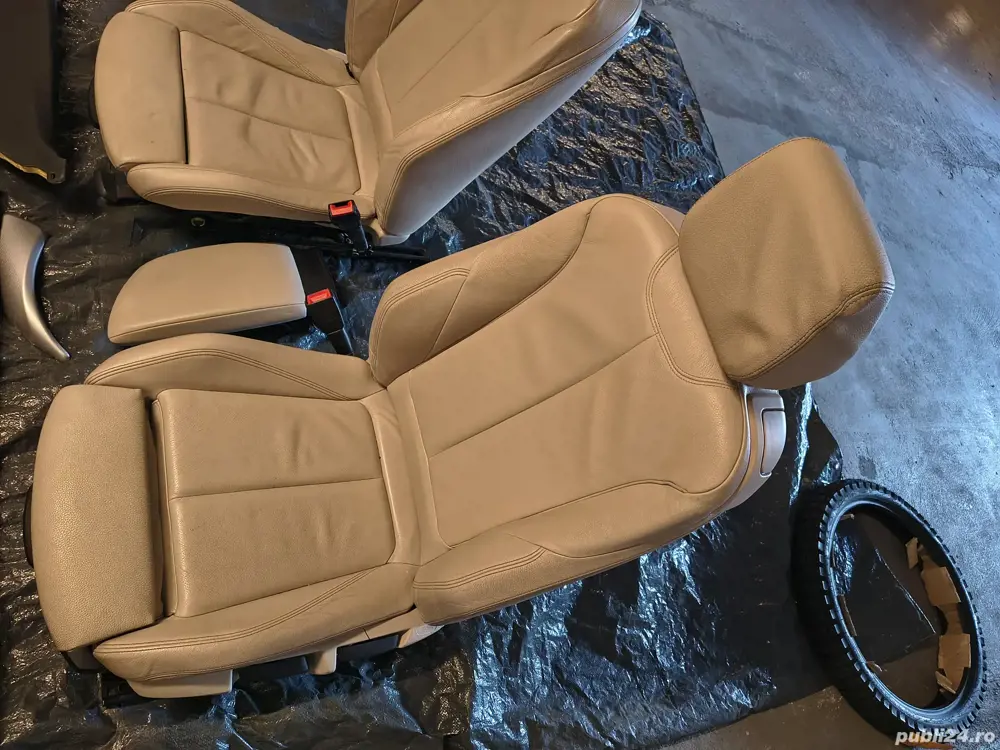 Interior din piele BMW seria 2, 2015