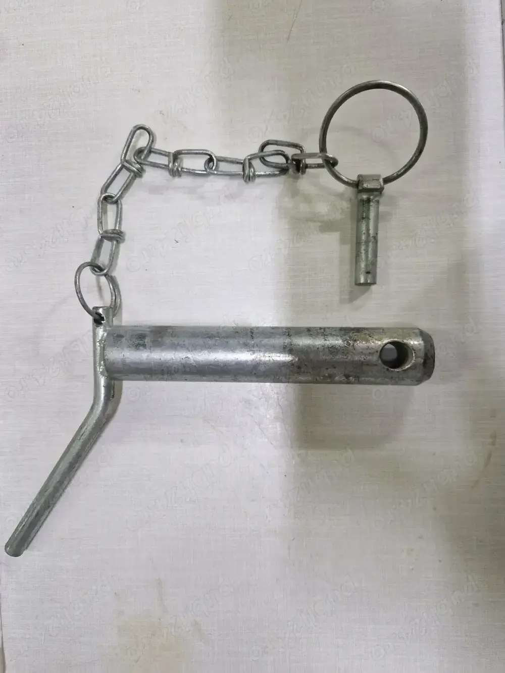 Cui sau bolț de remorcare